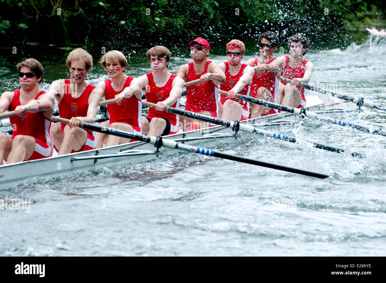 Cambridge rowing race bumps mens hires stock photography and images